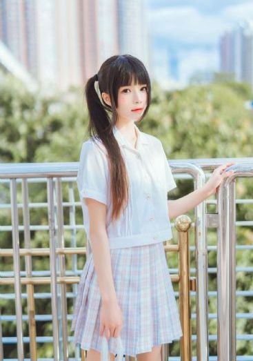 美日韩制服中文字幕视频_1080神马影院手机在线